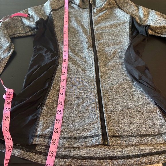 Victoria's Secret Sport Heathered Gray Jacket - Picture 9 of 9